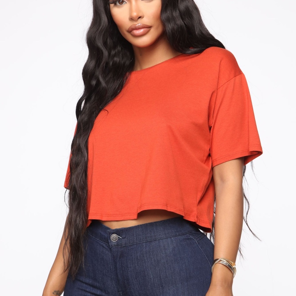 Fashion Nova Cropped Tee